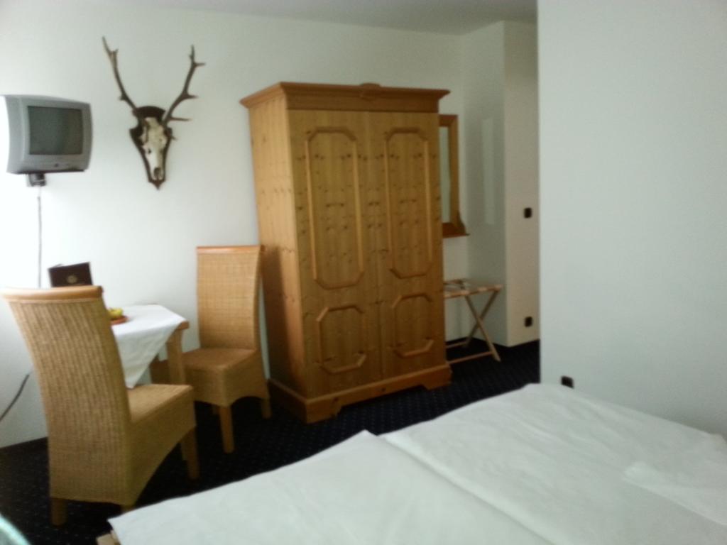 Brucker Gaestehaus Fuerstenfeldbruck Phòng bức ảnh